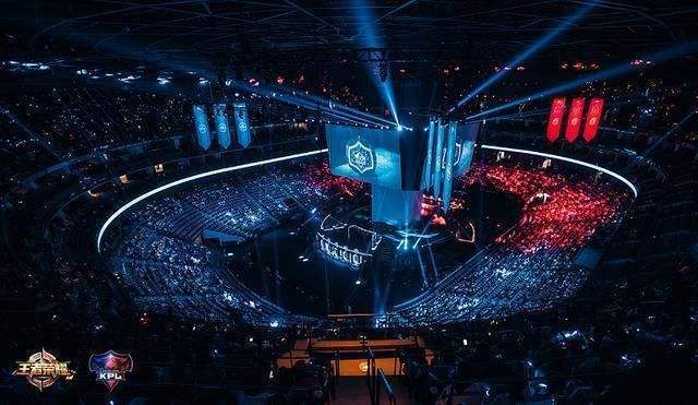 超跑收入囊 超跑收入囊